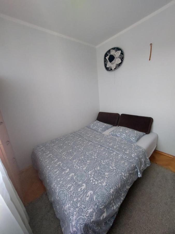 Wygodny Przestronny Apartament Janowskie Blonia 루미아 외부 사진