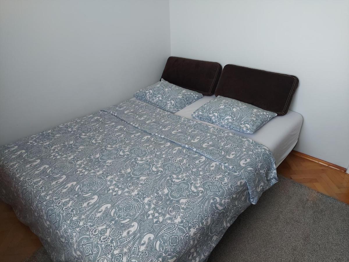 Wygodny Przestronny Apartament Janowskie Blonia 루미아 외부 사진