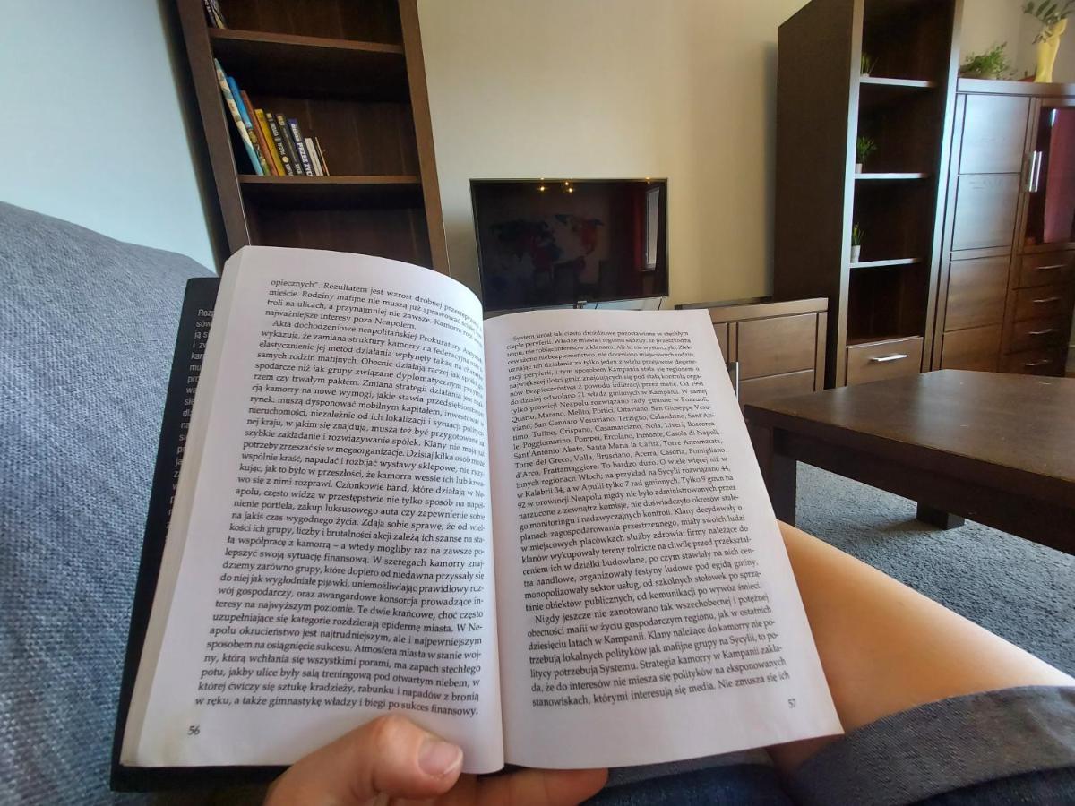 Wygodny Przestronny Apartament Janowskie Blonia 루미아 외부 사진